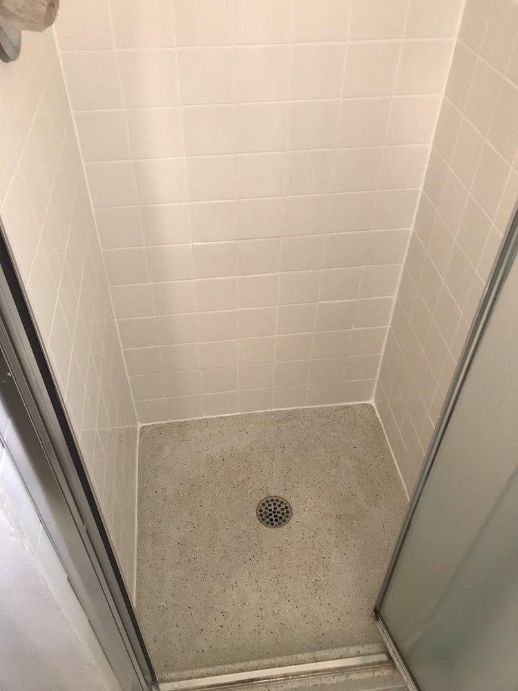 Photo from Eli M.'s Yelp review of Grout Medic Denver